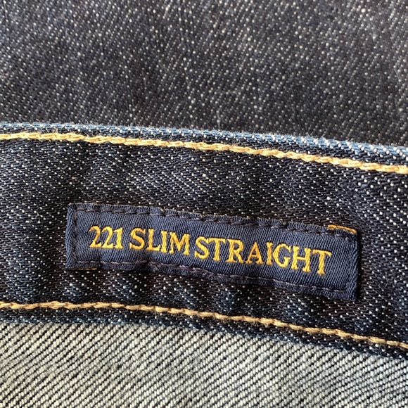 Lucky Brand 221 Button Fly Slim Straight Jean - Picture 11 of 14